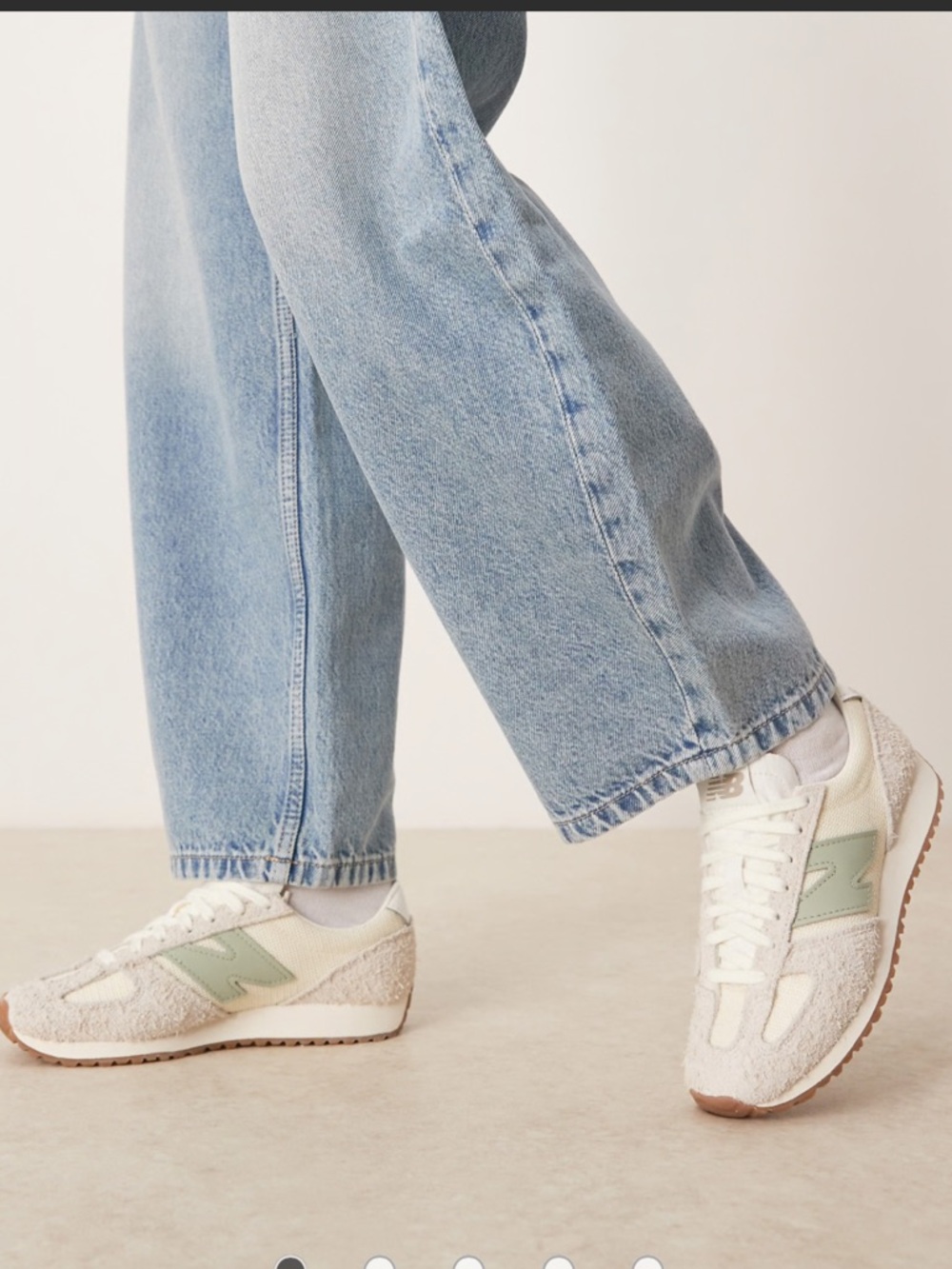 New Balance 471 Unisex sneakers in off white and khaki green